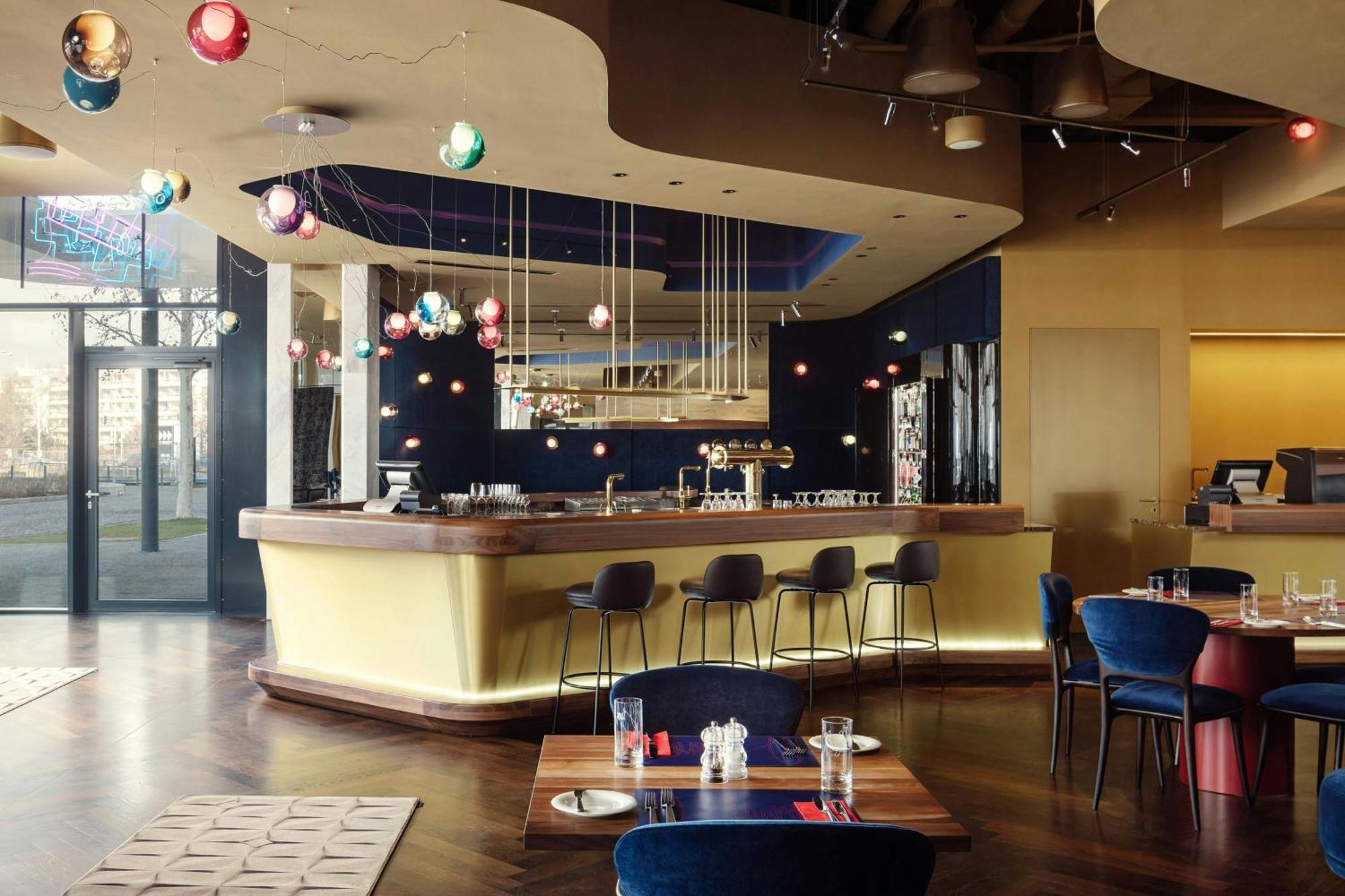 Hotel Courtyard By Marriott Brno 4*