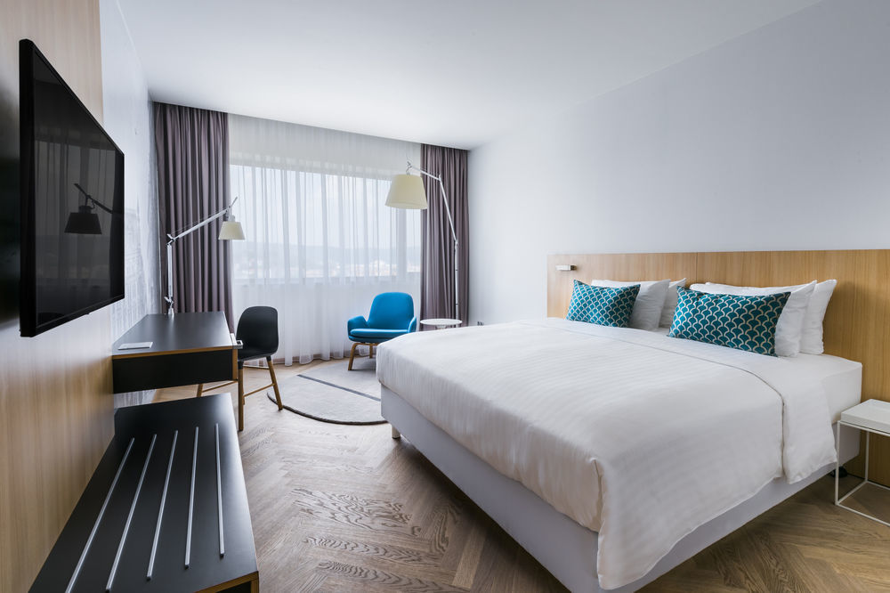 Hotel Courtyard By Marriott Brno 4*
